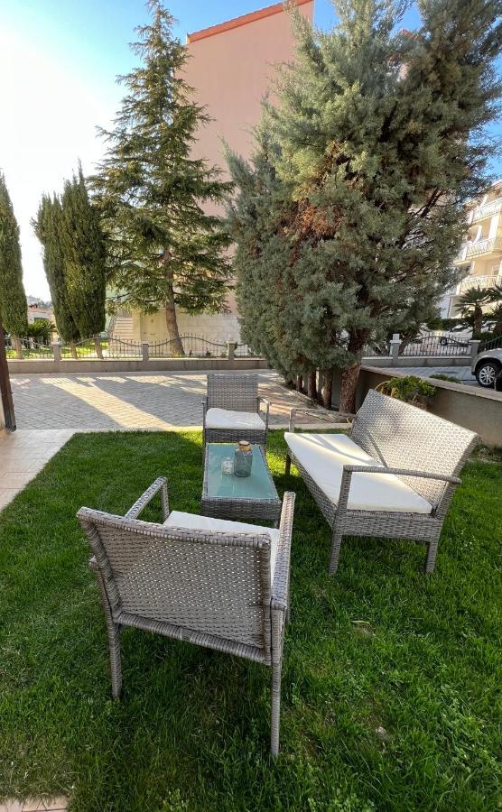 Apartment Garden Σπλιτ Εξωτερικό φωτογραφία